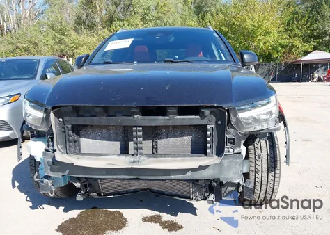 2021 Volvo Xc40 T4 Inscription z USA, uszkodzony, nr VIN YV4AC2HL6M2571733